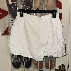 Abercrombie & Fitch White Garment